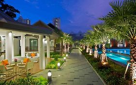 Long Beach Garden Hotel