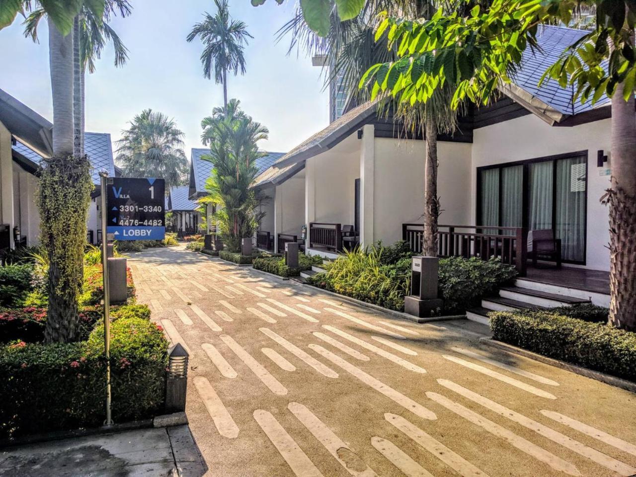 Long Beach Garden Hotel & Pavilions Паттайя Экстерьер фото